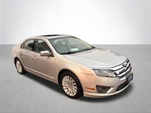 Used 2010 Ford Fusion Hybrid FWD image 4