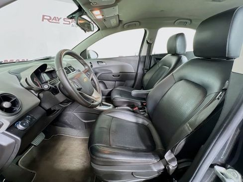 Used 2015 Chevrolet Sonic LTZ FWD image 10
