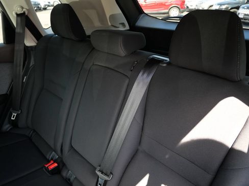 Used 2023 Nissan Rogue S AWD/4WD image 25