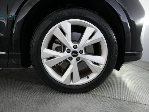 Used 2023 Audi Q4 e-tron Premium Plus w/ Premium Plus AWD/4WD image 20