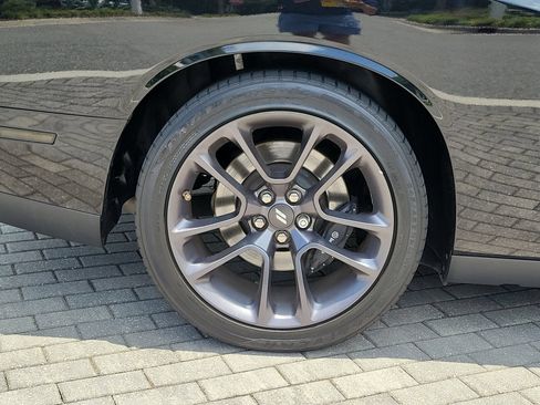 Used 2022 Dodge Challenger R/T Scat Pack RWD image 7