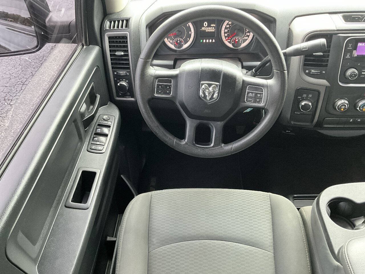 Used 2017 RAM 1500 ST w/ SXT Appearance Group AWD/4WD image 23