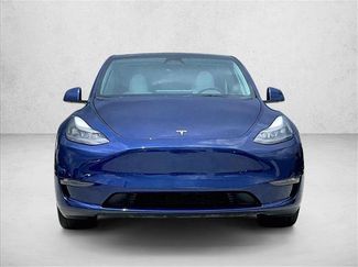 Used 2024 Tesla Model Y Long Range AWD/4WD video 3