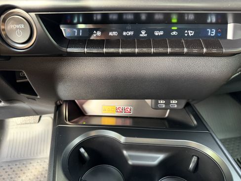 Certified 2026 Lexus UX 300h FWD image 26