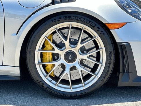 Used 2018 Porsche 911 GT2 RS RWD image 40