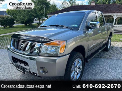 Used 2007 Nissan Titan LE w/ LE Chrome Pkg AWD/4WD image 1