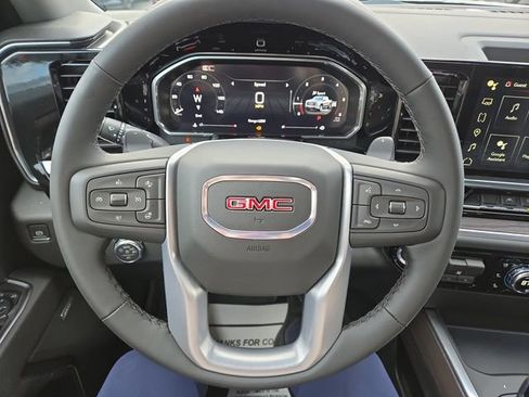 New 2026 GMC Sierra 1500 SLT image 21