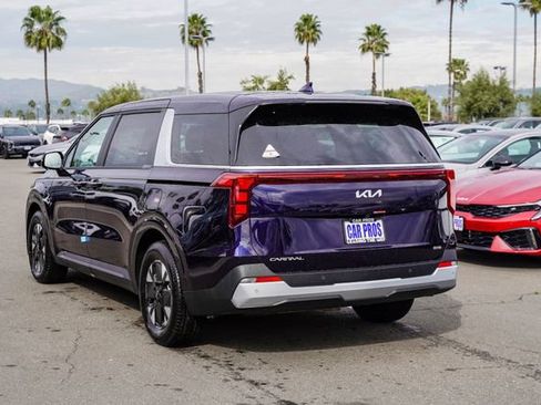 New 2026 Kia Carnival LXS image 13