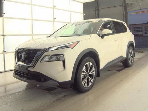 Used 2023 Nissan Rogue SV AWD/4WD image 3