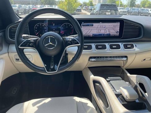 Used 2025 Mercedes-Benz GLE 350 4MATIC image 13