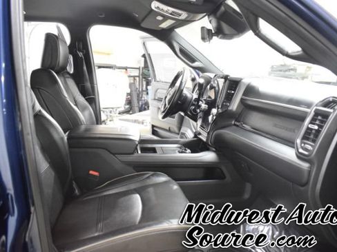 Used 2022 RAM 3500 Limited AWD/4WD image 38