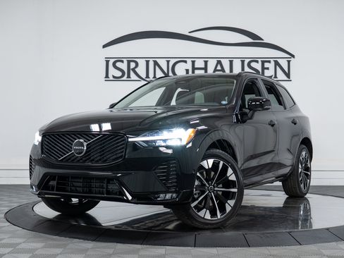New 2026 Volvo XC60 B5 Plus w/ Protection Package Premier image 26