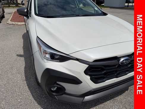 Used 2025 Subaru Crosstrek 2.0i Premium AWD/4WD image 14