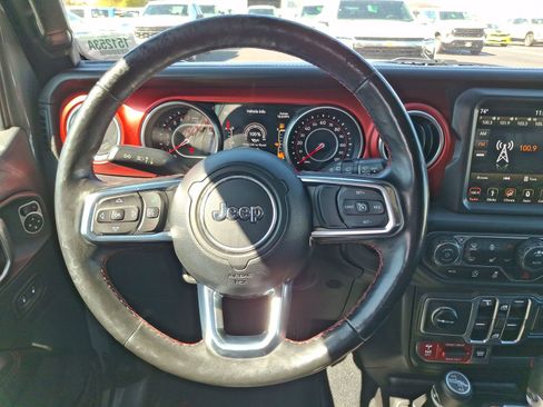 Used 2018 Jeep Wrangler Unlimited Rubicon image 10
