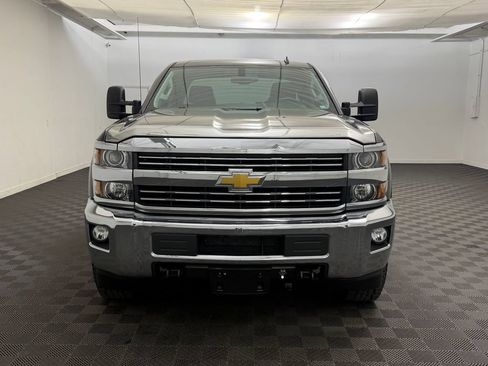 Used 2015 Chevrolet Silverado 2500 LT w/ LT Convenience Package AWD/4WD image 4