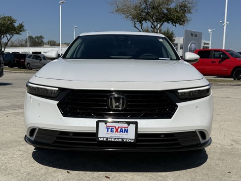 Used 2023 Honda Accord Touring image 10