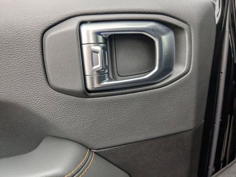 New 2025 Jeep Wrangler Unlimited Rubicon 392 image 28