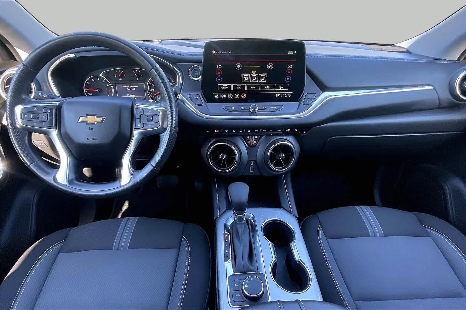 Used 2026 Chevrolet Blazer LT FWD image 15