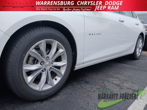 Used 2024 Chevrolet Malibu LT FWD image 33