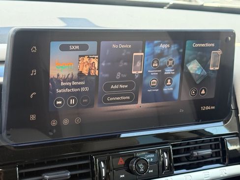 New 2026 Nissan Pathfinder SL FWD image 18