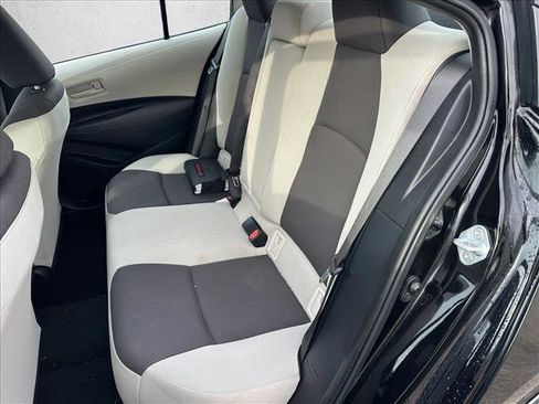 Used 2023 Toyota Corolla LE image 14