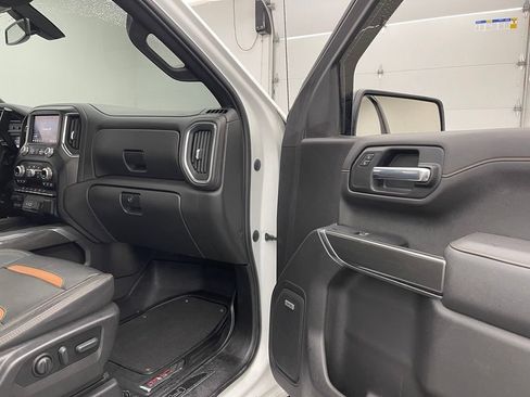 Used 2022 GMC Sierra 1500 AT4 w/ AT4 Preferred Package AWD/4WD image 33