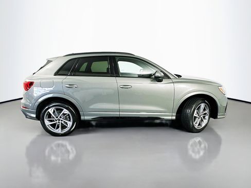 New 2025 Audi Q3 2.0T Premium image 8