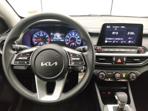 Used 2024 Kia Forte LXS FWD image 22
