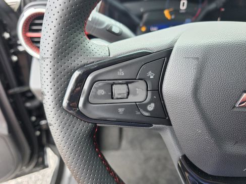 New 2026 Chevrolet Trax RS w/ Sunroof Package image 32