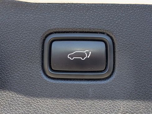 Used 2019 Kia Sorento EX image 13