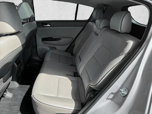 Used 2019 Kia Sportage EX w/ EX Premium Package AWD/4WD image 18