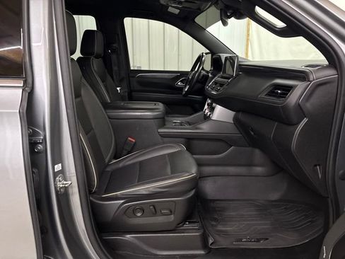 Used 2023 GMC Yukon SLT AWD/4WD image 32