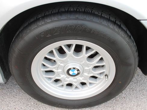 Used 1997 BMW 528i Sedan RWD image 15