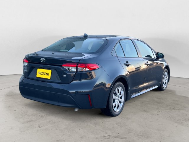 Used 2024 Toyota Corolla LE FWD image 5