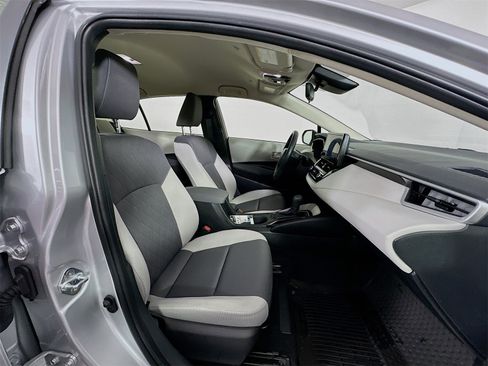 Used 2024 Toyota Corolla LE w/ LE Convenience Package image 26