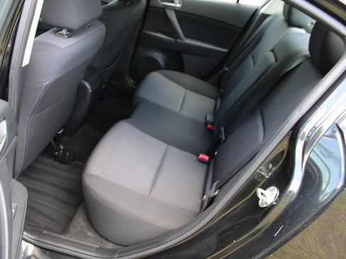 Used 2010 MAZDA MAZDA3 i Touring FWD image 28
