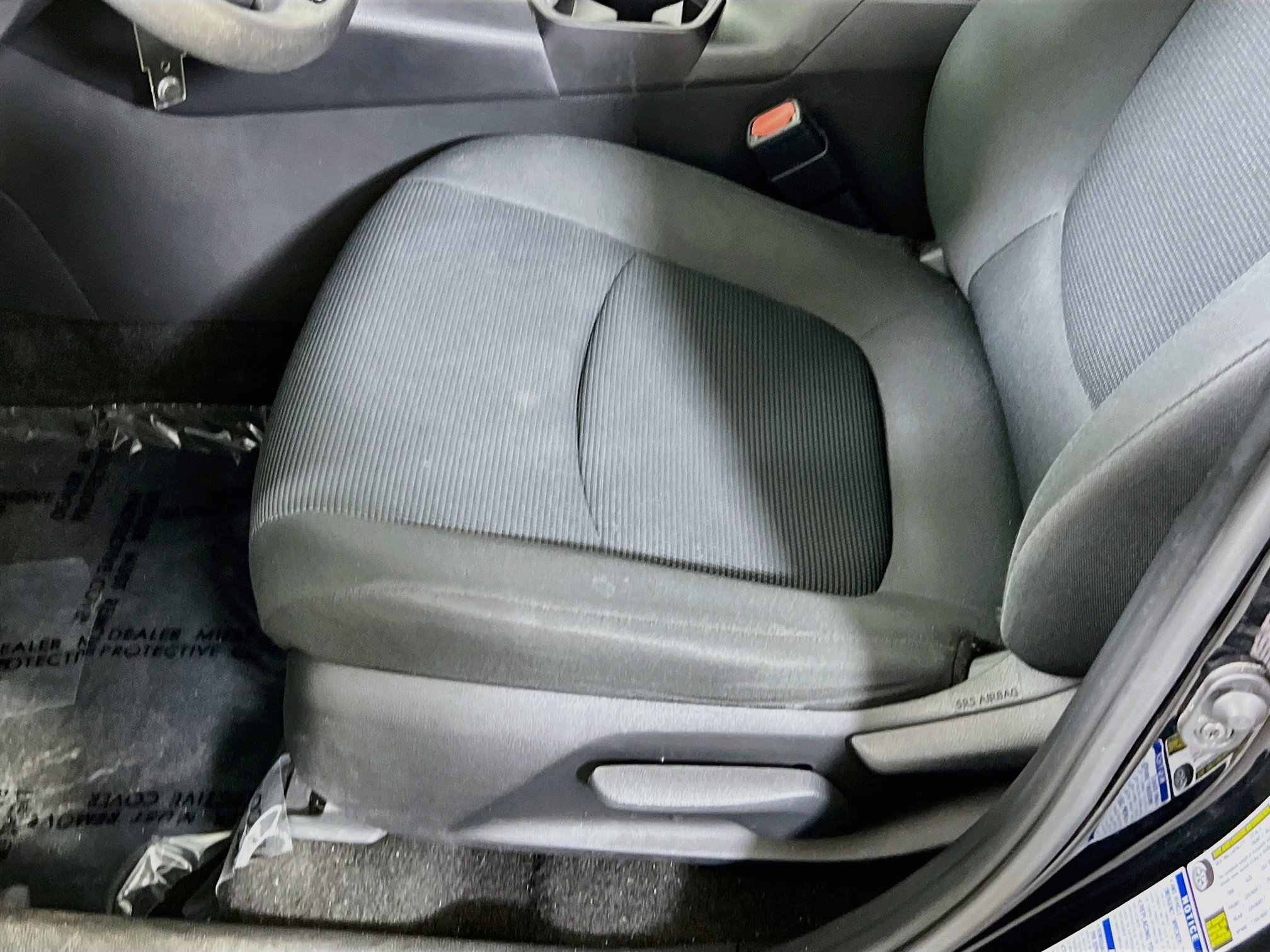 Used 2019 Toyota RAV4 LE w/ All Weather Liner Package AWD/4WD image 18