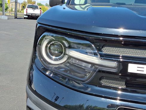 Used 2021 Ford Bronco Sport Outer Banks image 10