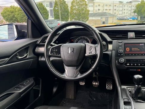 Used 2018 Honda Civic Sport image 27