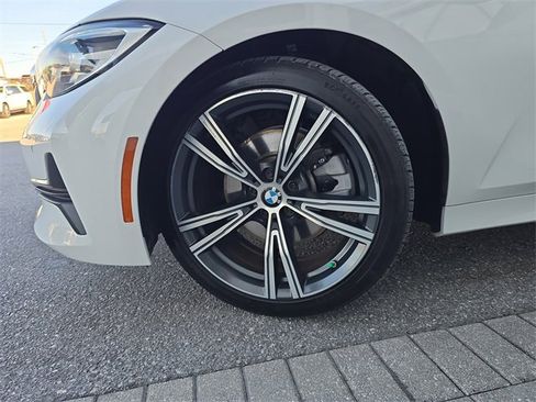 Used 2019 BMW 330i Sedan image 33