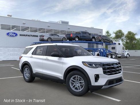 New 2026 Ford Explorer Active image 7