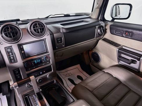 Used 2003 HUMMER H2 w/ Preferred Equipment Group AWD/4WD image 23