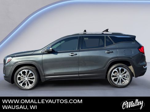 Used 2020 GMC Terrain SLT w/ Preferred Package image 2