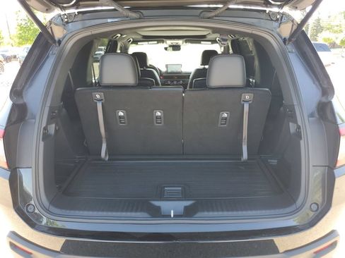 Used 2025 Honda Pilot Black Edition image 36