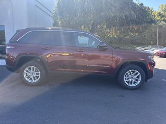 New 2025 Jeep Grand Cherokee Laredo X w/ Luxury Tech Group I video 2