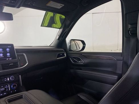 Used 2021 Chevrolet Tahoe Z71 w/ Z71 Signature Package AWD/4WD image 11