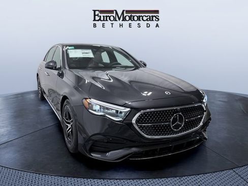 New 2026 Mercedes-Benz E 450 4MATIC Sedan image 4