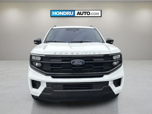 Used 2025 Ford Expedition Max Active AWD/4WD image 7