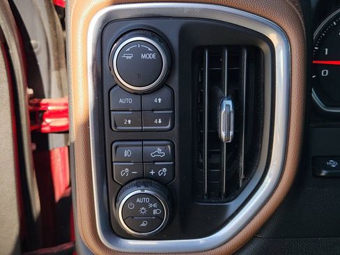 Used 2022 Chevrolet Silverado 1500 High Country w/ Technology Package image 25