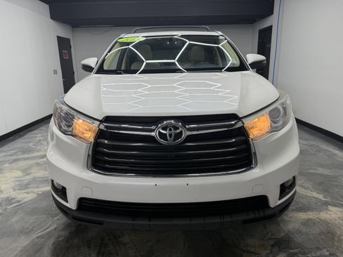 Used 2015 Toyota Highlander Limited Platinum image 8